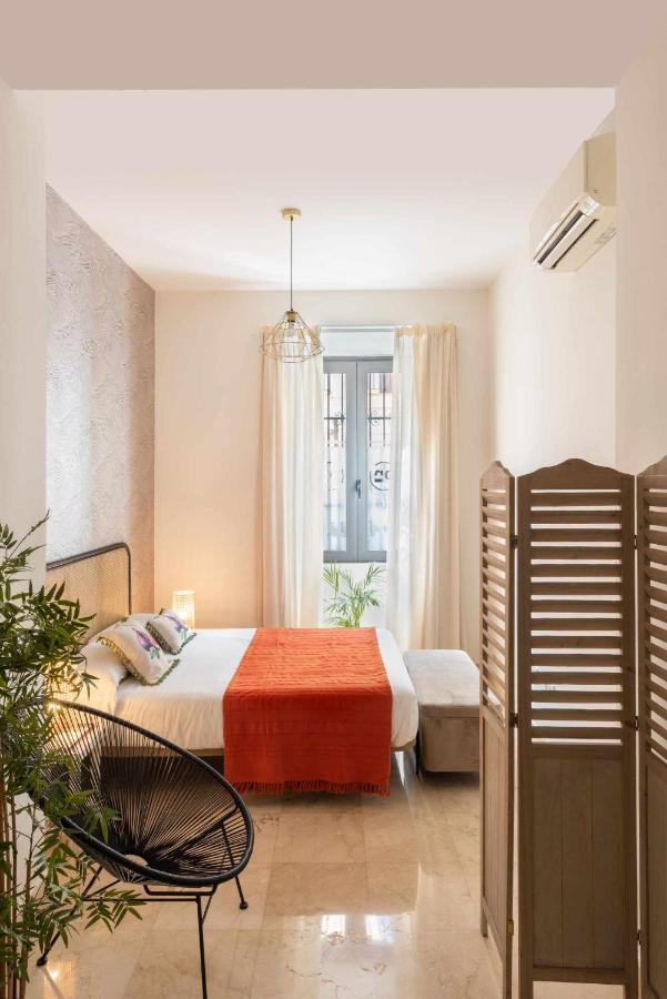 Monkeys Apartments Loft Pureza Sevilla Eksteriør billede